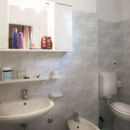 ホテル Oceania ベラーリア・イジェア・マリーナ