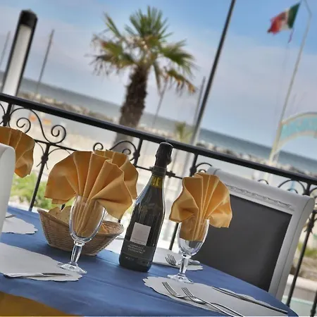 ホテル Oceania 3*