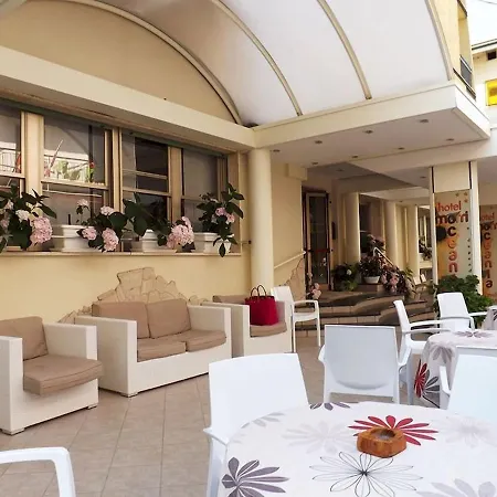 ホテル Oceania 3*