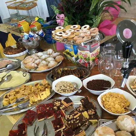 Oceania ホテル 3*